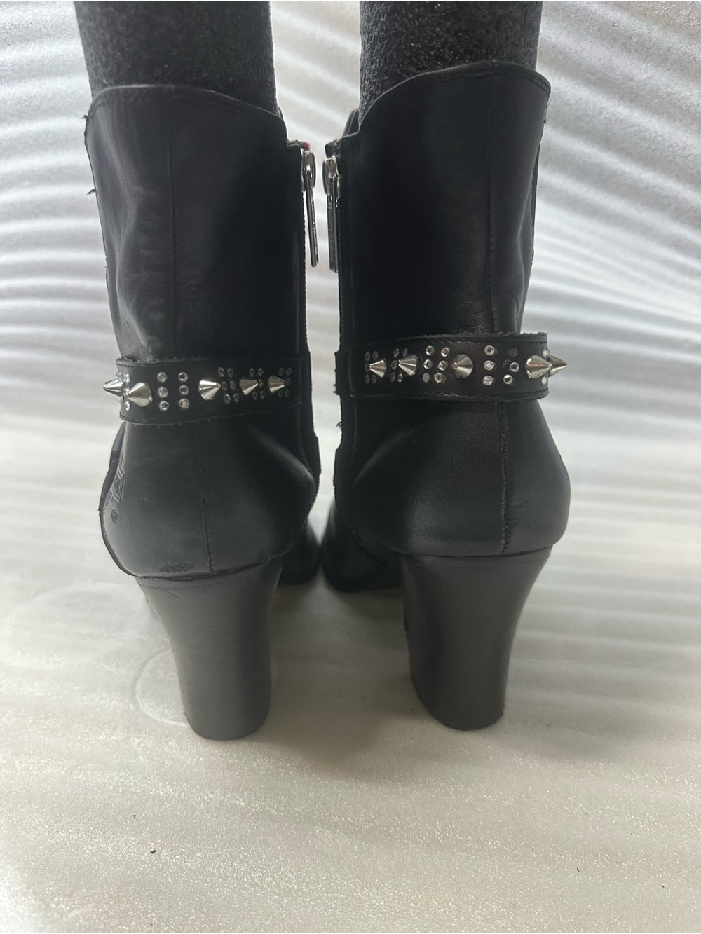 Harley-Davidson Black Studded Wrap-Heel Ankle Boots - Picture 5 of 9